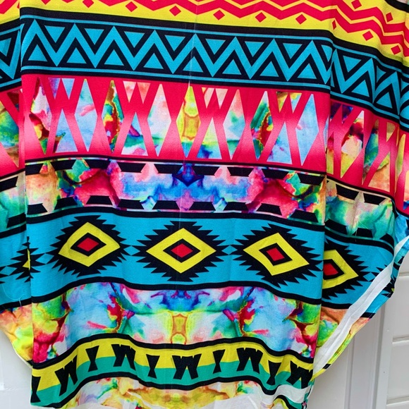 Colorful Tribal Aztec Poncho NWOT - Picture 3 of 3